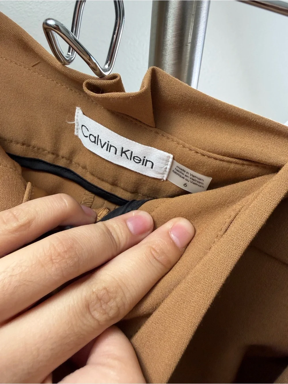 Calvin Klein High-Waist Tapered Paperbag Pants in Cognac